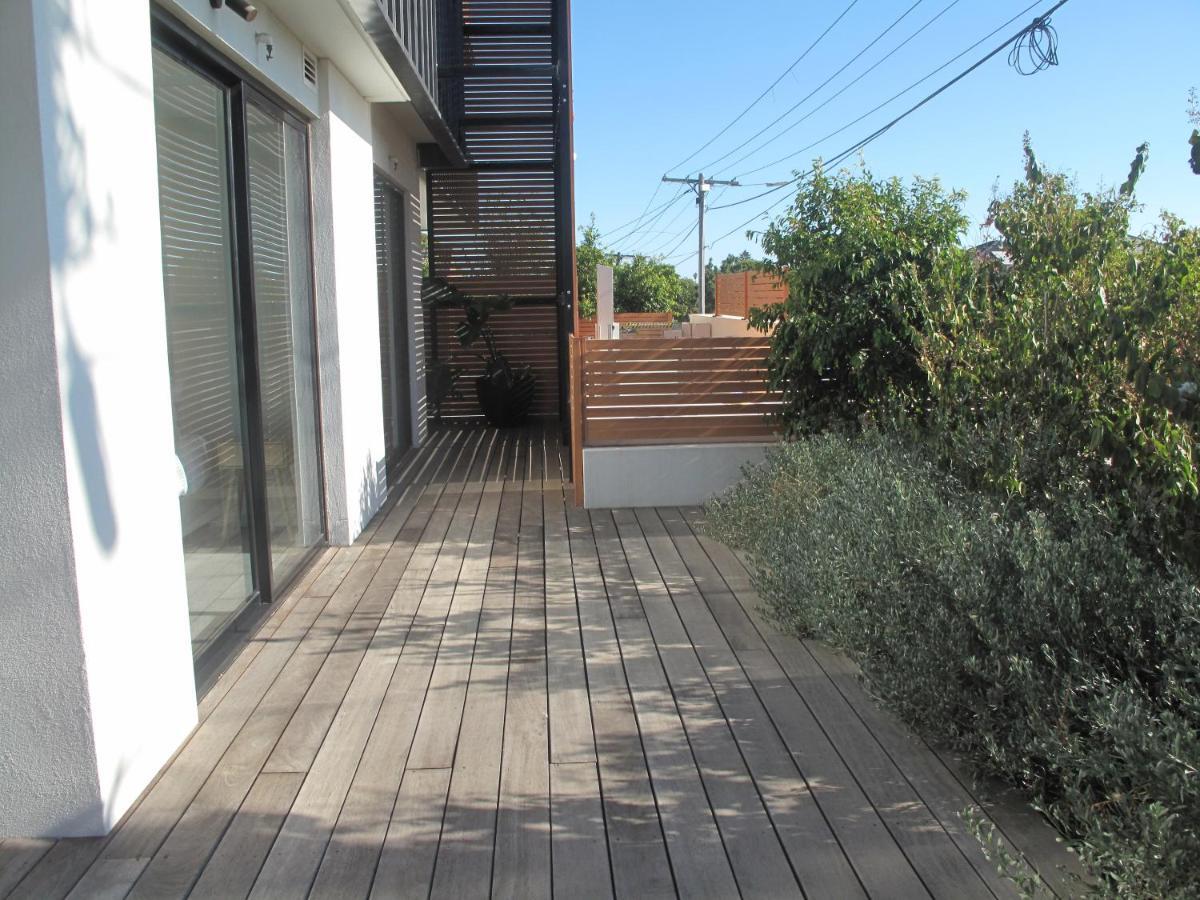Modern 3 Bedroom Apt With Free Parking, Netflix, Wifi & Welcome Wine By Bnb Pro Melbourne Bagian luar foto